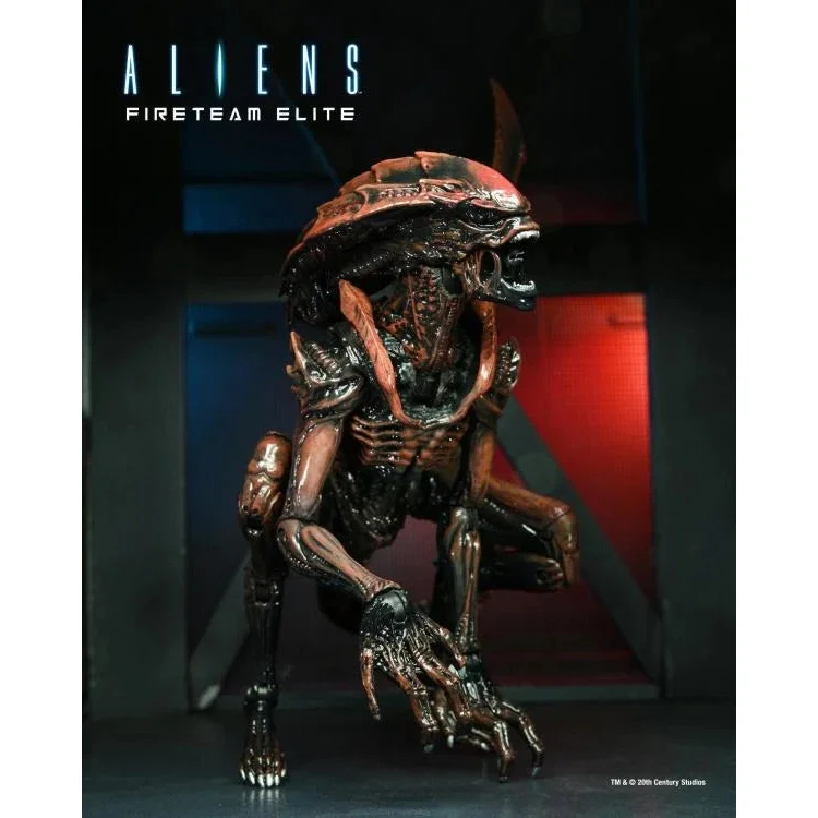 Aliens: Fireteam Elite Prowler Alien Action Figure - NECA - Image 4