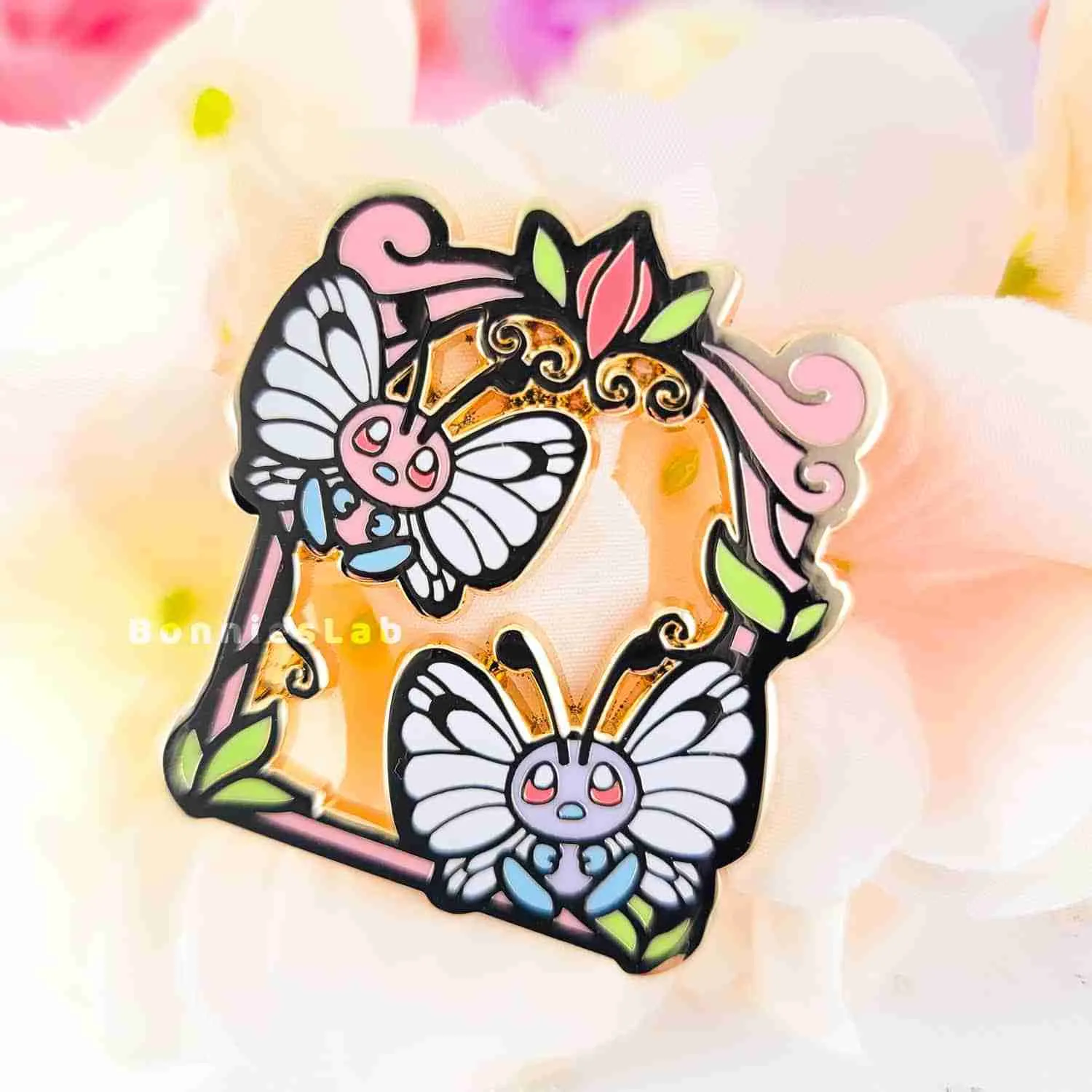 Ash's Butterfree & Shiny Butterfree Enamel Pin - Image 2