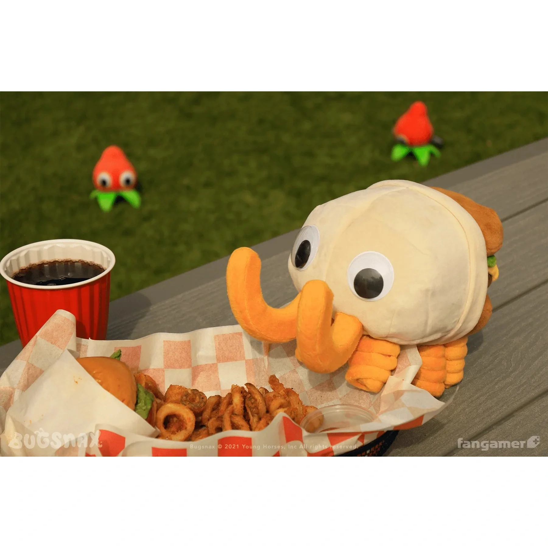 Bugsnax Bunger Plush Toy - Versiris - Fangamer - Image 5