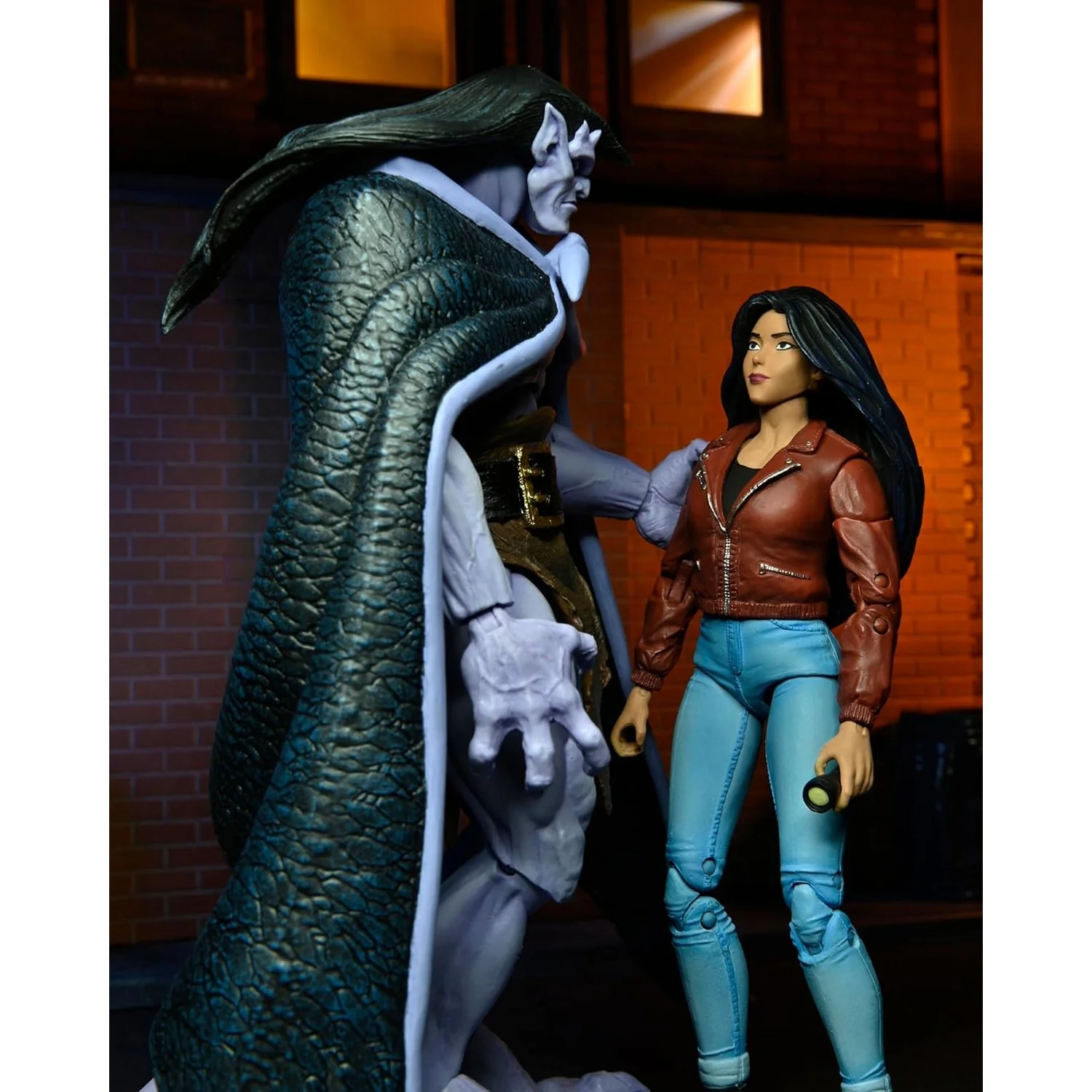 Gargoyles Eliza Maza 7" Ultimate Action Figure - NECA - Image 6