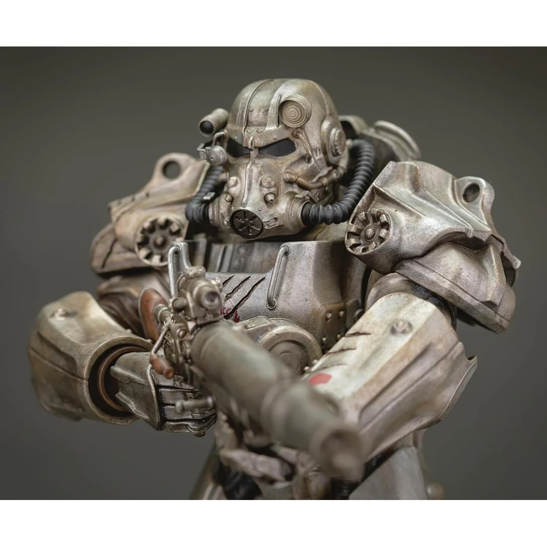 Fallout TV Series Maximus Figure - Dark Horse - Image 3