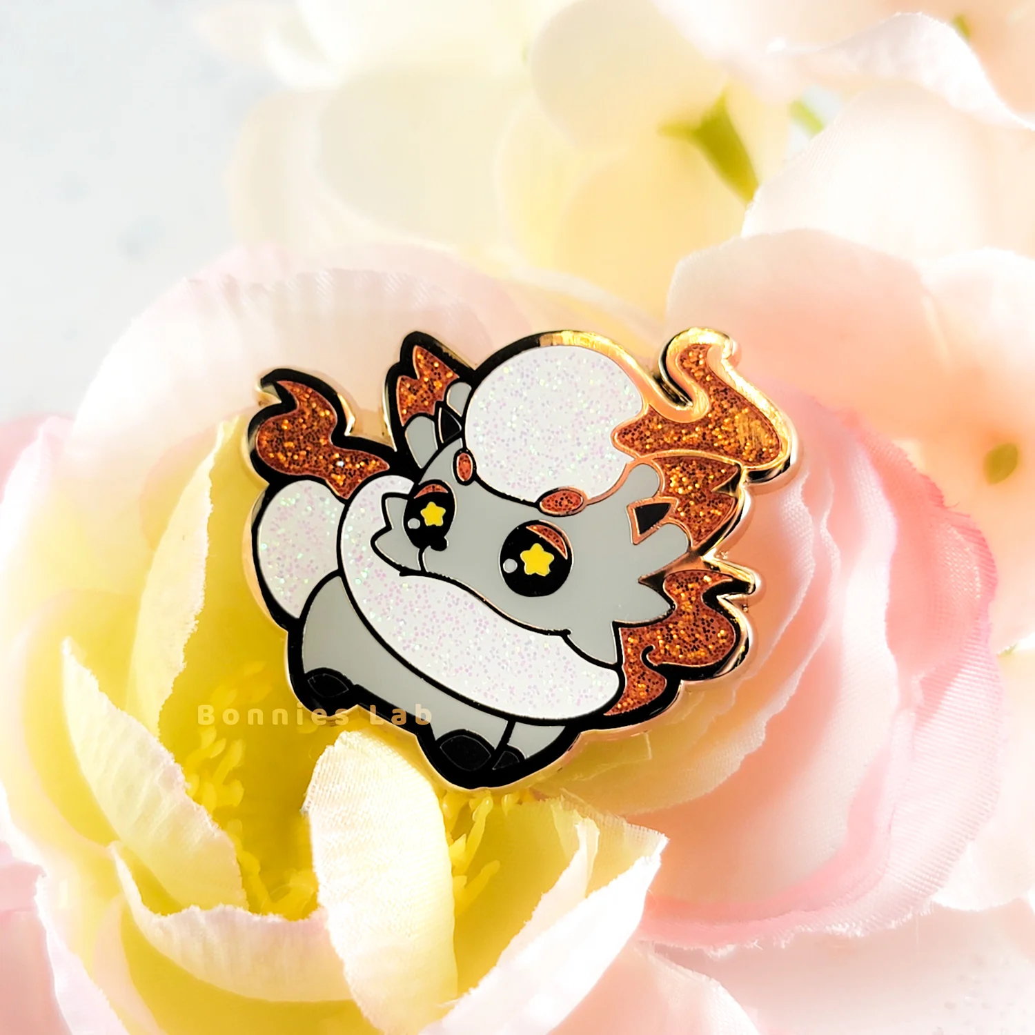 Hisuian Zorua Enamel Pin - Bonnies Lab - Image 3