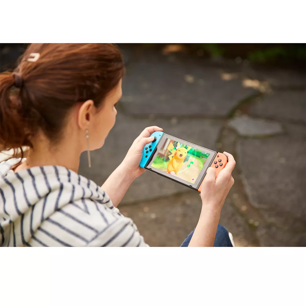 Pokemon: Let's Go Pikachu! - Nintendo Switch - Nintendo - Image 7