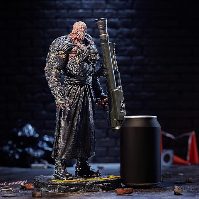 Resident Evil Nemesis Statue - Image 4