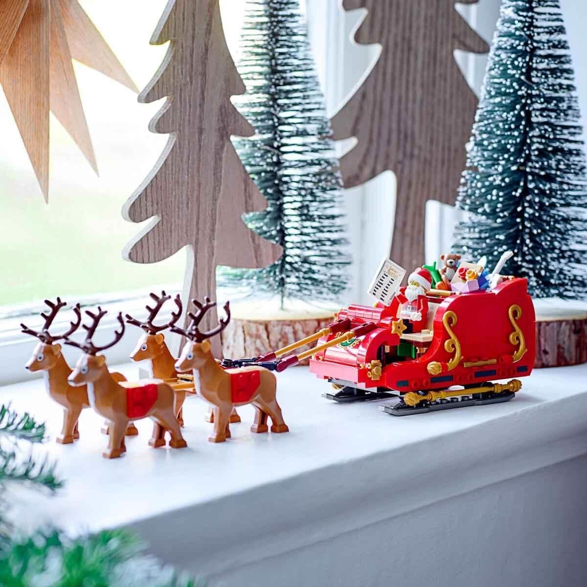 LEGO Santa's Sleigh Christmas Building Toy - LEGO #40499 - Image 2