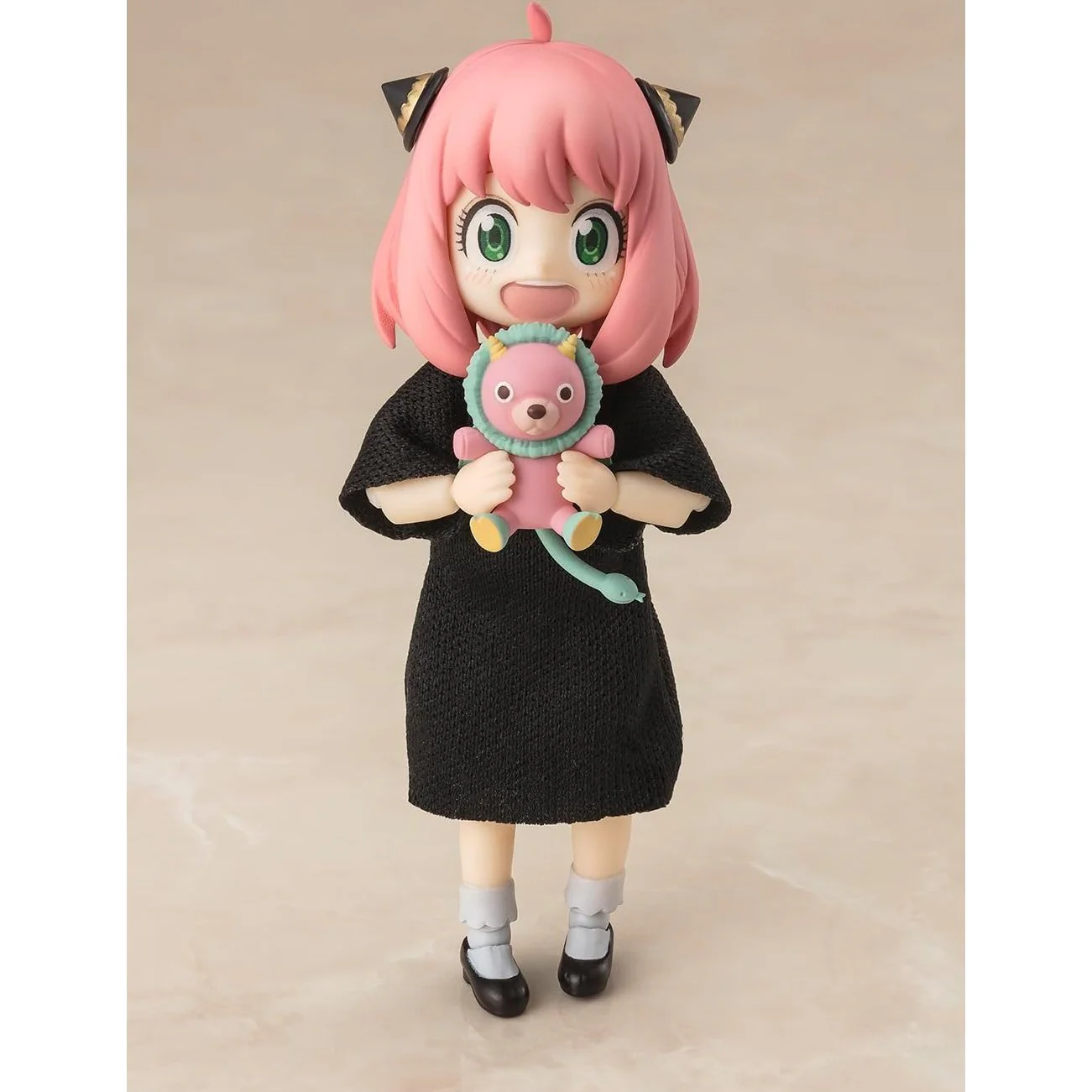 Spy x Family Anya Forger Dress Ver. Action Figure - Bandai Spirits - S.H.Figuarts - Image 4