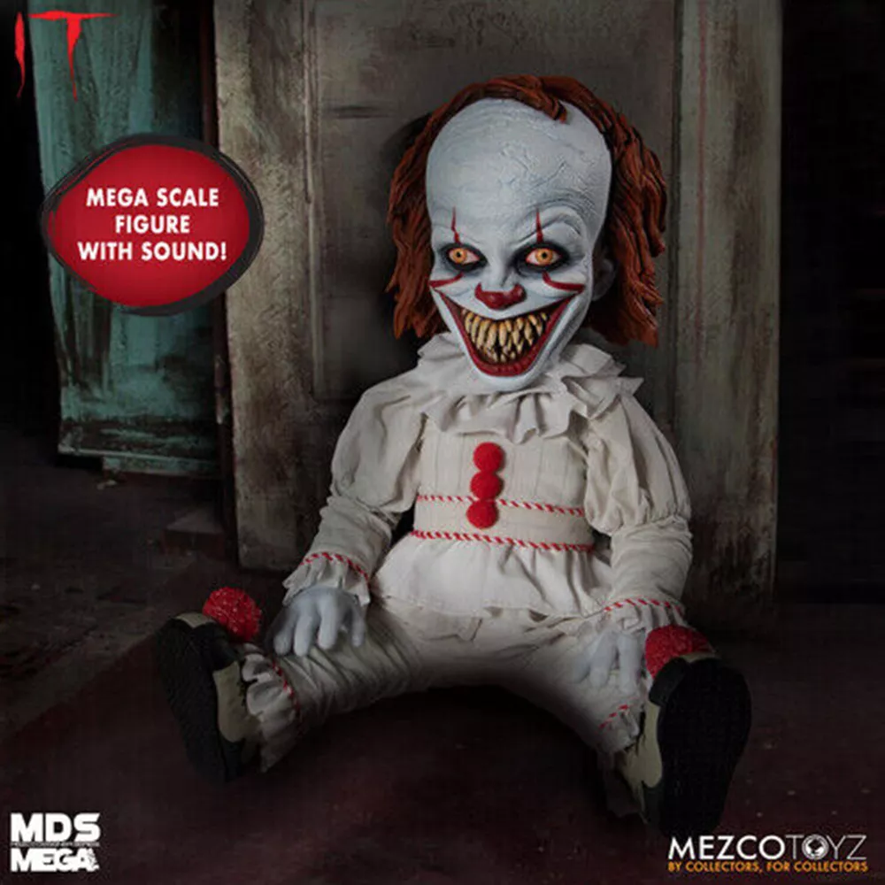 Stephen King's IT Talking Sinister Pennywise Doll - Mezco Toyz - MDS Mega Scale - Image 5