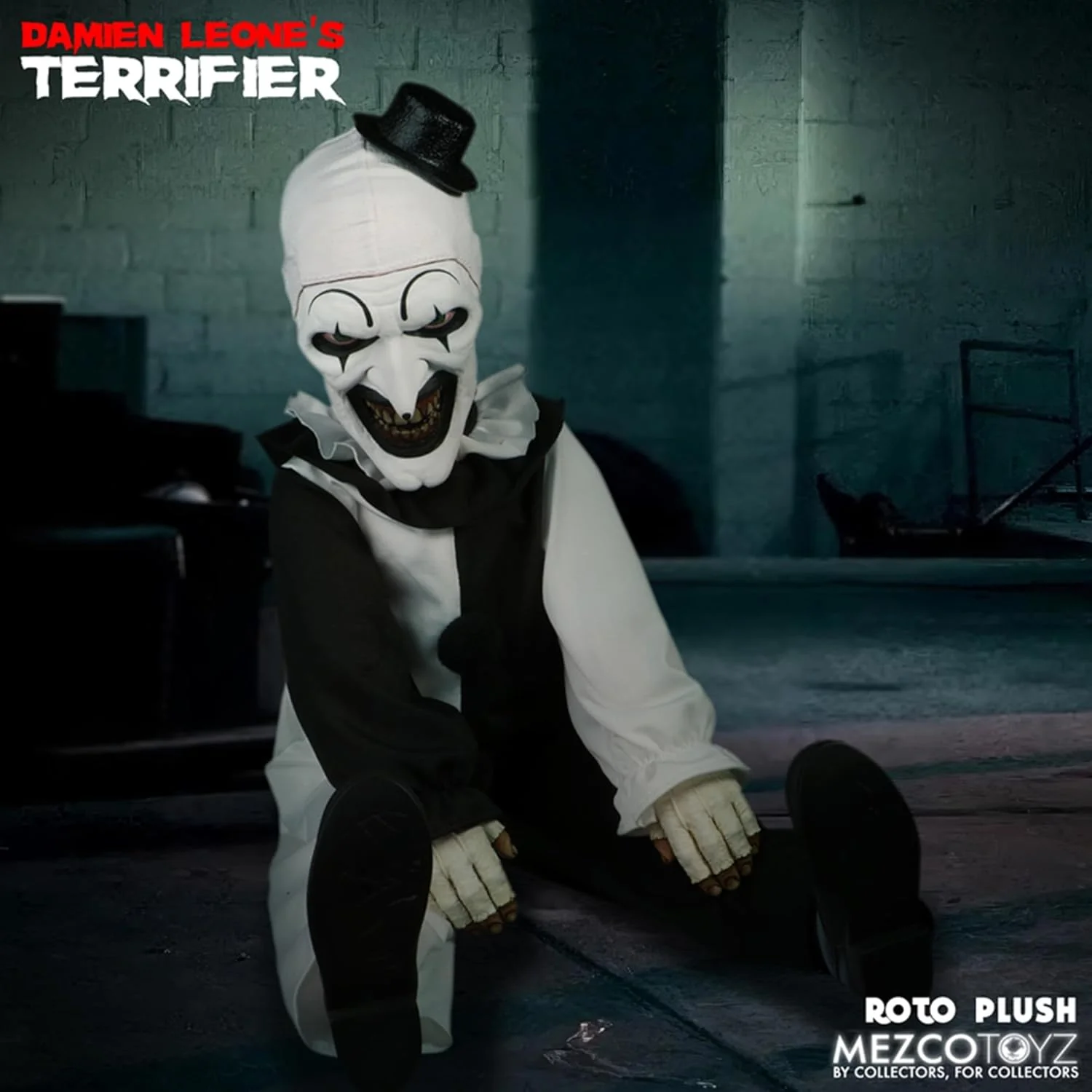 Damon Leon's Terrifier Art the Clown Roto Plush - Mezco Toyz - Designer Series - Image 7