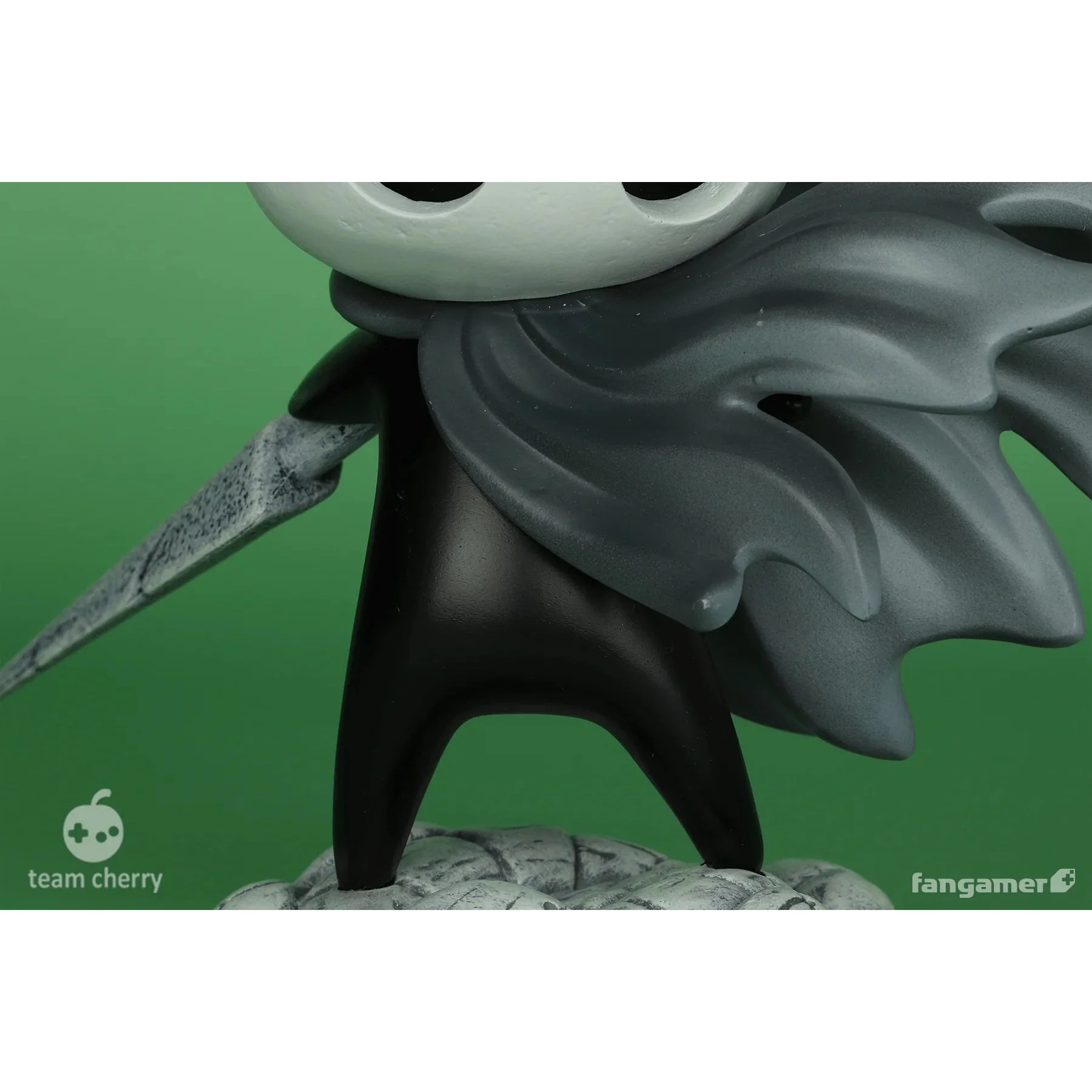 Hollow Knight The Knight Resin Statue - Alex Colvin - Team Cherry, Fangamer - Image 7