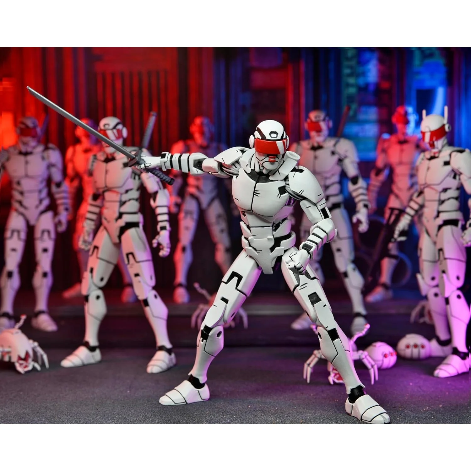 Teenage Mutant Ninja Turtles: The Last Ronin Ultimate Synja Patrol Bot Action Figure - NECA - Image 4
