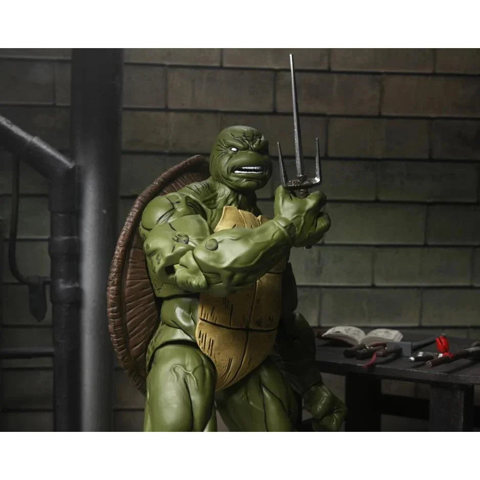 Teenage Mutant Ninja Turtles: The Last Ronin (Battle Damaged) Action Figure - NECA - Image 6