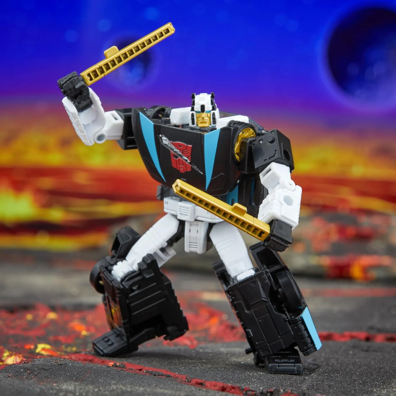 Transformers: Legacy United Deluxe Class Armada Universe Wheeljack Action Figure - Takara Tomy, Hasbro - Image 4