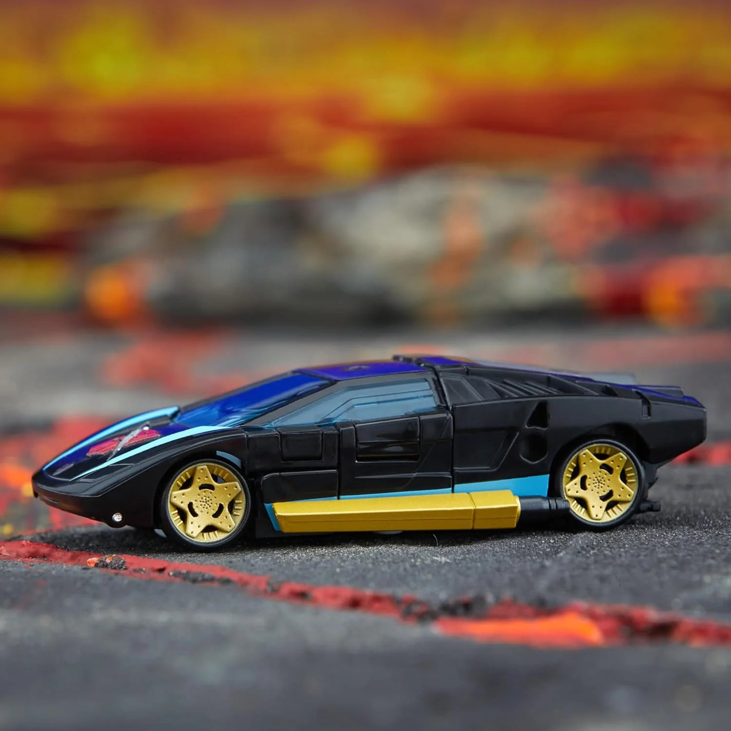 Transformers: Legacy United Deluxe Class Armada Universe Wheeljack Action Figure - Takara Tomy, Hasbro - Image 9