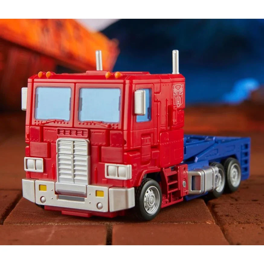 The Transformers: The Movie Commander Class Optimus Prime Action Figure - Hasbro, Takara Tomy - Studio Series 86-31 - Image 14