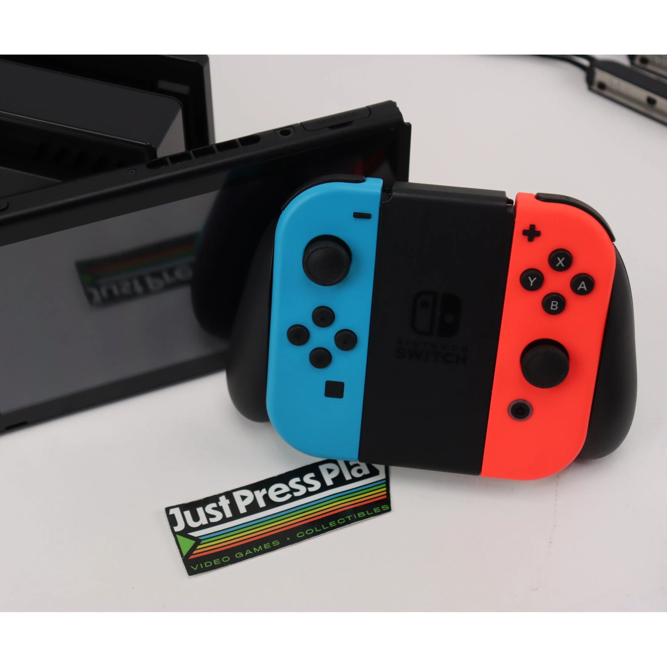 Nintendo Switch Console Bundle: 2019 Model HAC-001(-01) with Joy-Cons - Pre-owned Guarantee! - Image 5