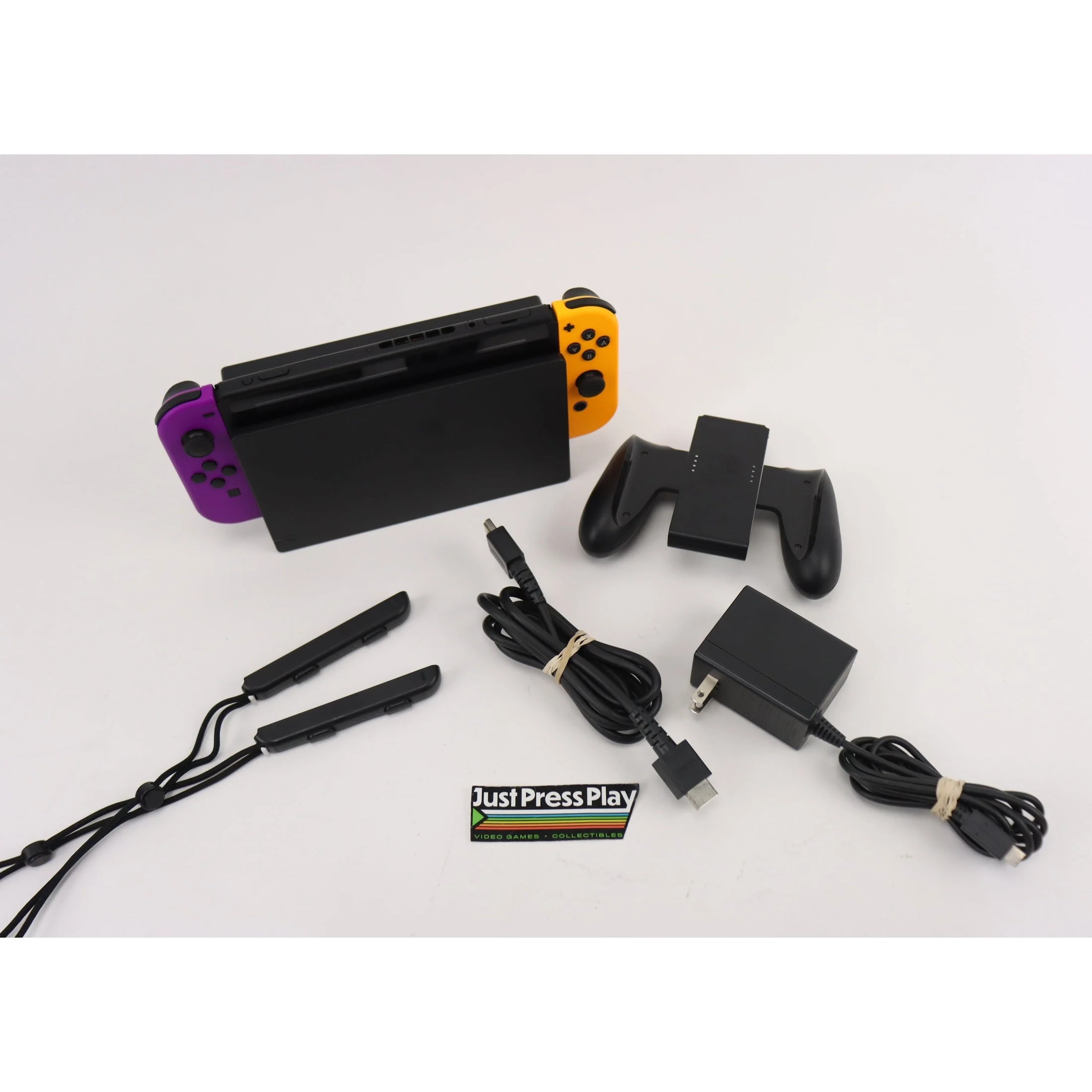 Nintendo Switch Console Bundle: 2019 Model HAC-001(-01) with Joy-Cons - Pre-owned Guarantee! - Image 8
