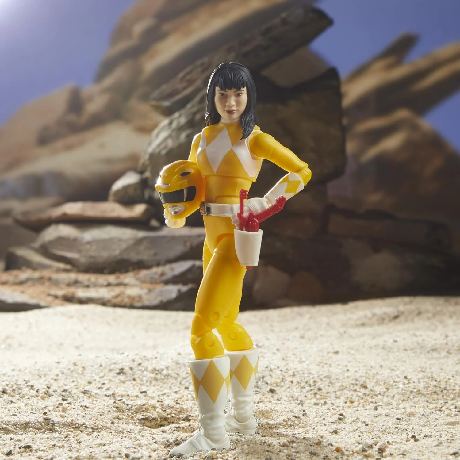 Power Rangers Yellow Ranger Action Figure - Hasbro - (Lightning Collection) - Image 5